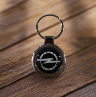 Kľúčenka s logom Opel