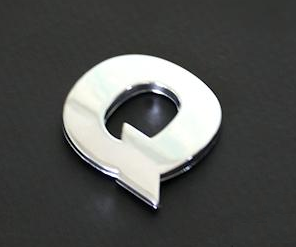 3D Nálepka chrom znak Q